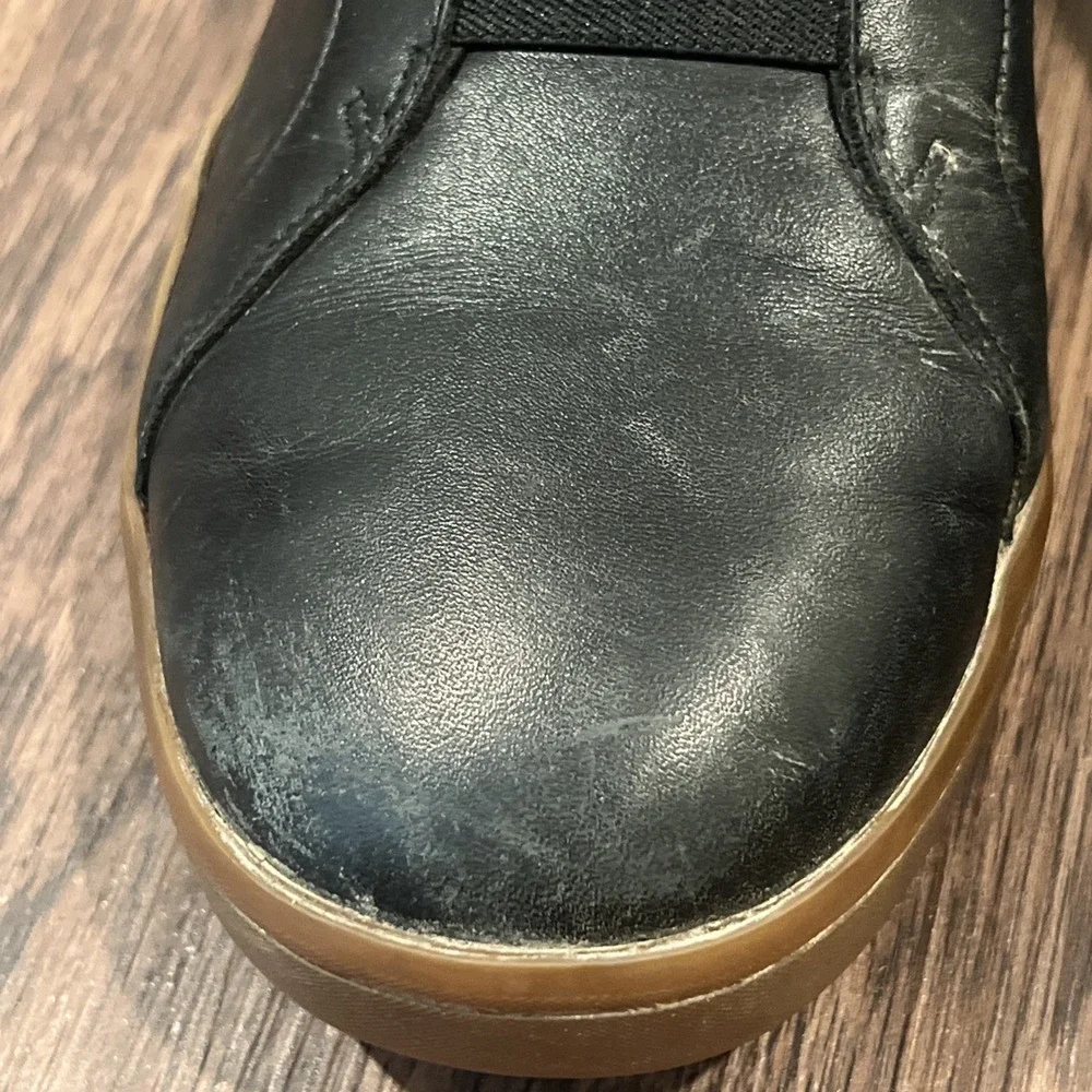 Kizik New York Hands Free Leather Sneaker EUC Men size 11.5 READ